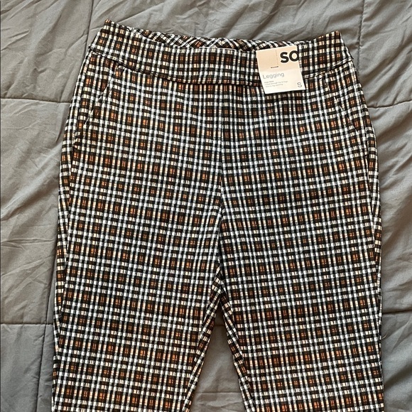 SO Woman’s Plaid Legging Pants High-Rise Skinny. Brown, Black White, Stretchy - Picture 2 of 8